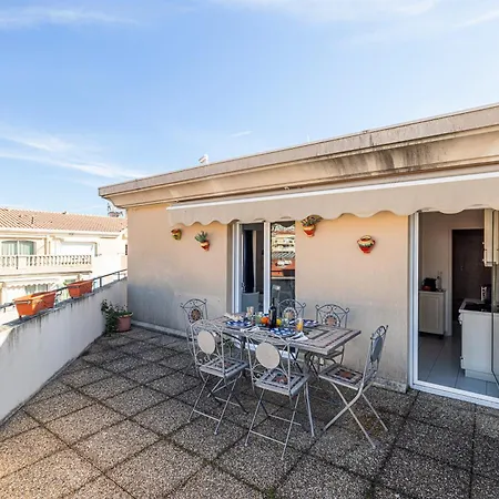 Victoria Bergamote Attic - Happy *