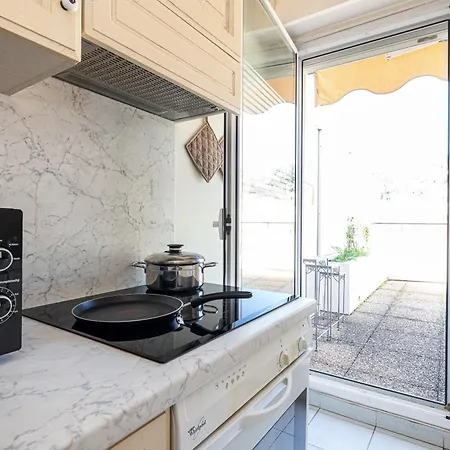 Victoria Bergamote Attic With Terrace And Sea View - Happy Menton