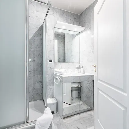 Victoria Bergamote Attic With Terrace And Sea View - Happy Apartment