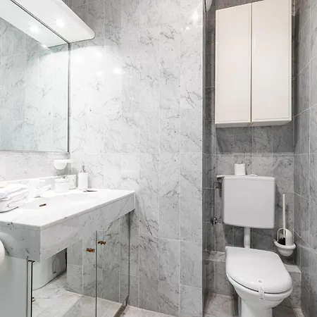 Victoria Bergamote Attic - Happy * Menton