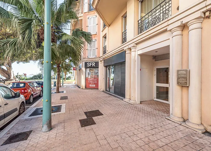 Victoria Bergamote Attic - Happy