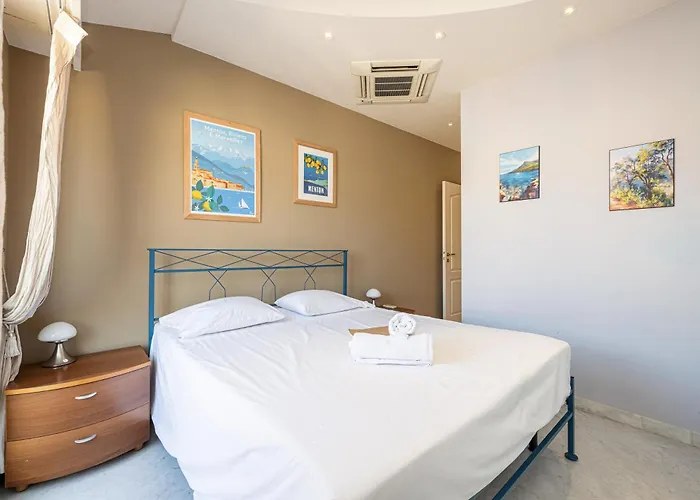 Victoria Bergamote Attic - Happy *