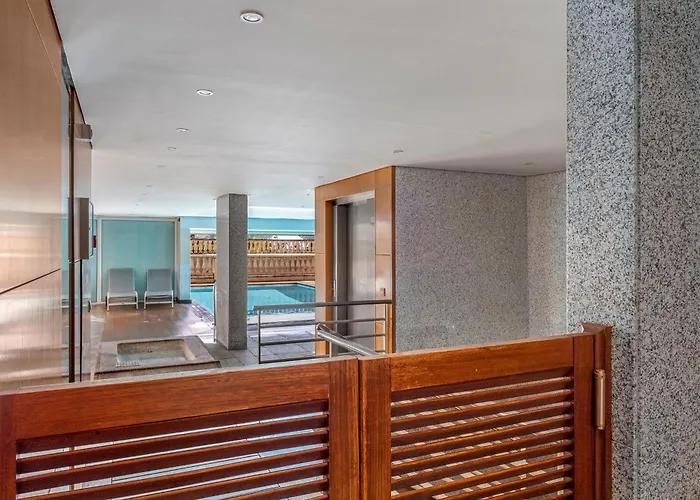 Victoria Bergamote Attic - Happy Апартаменты *